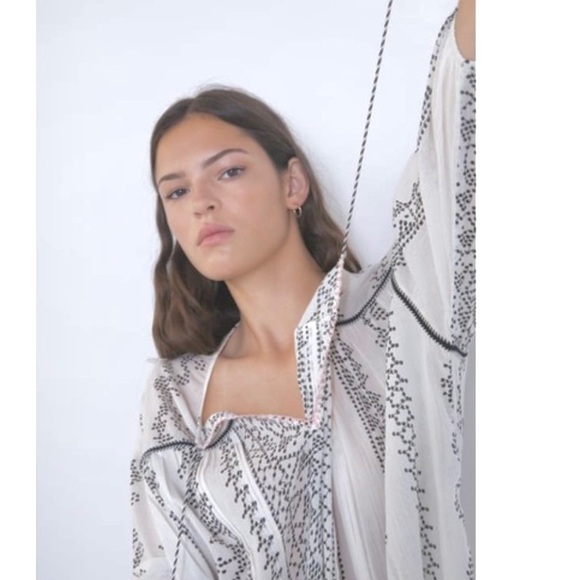Zara Oyster White Printed Blouse top tunic cover up
Zara - Picture 2 of 11